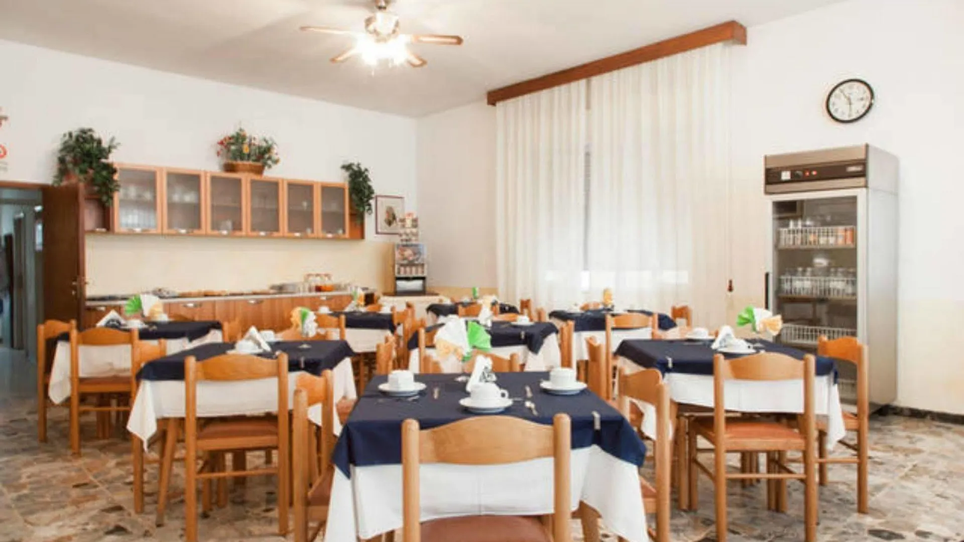 Hotel Ronconi Rimini 0*,  Italia